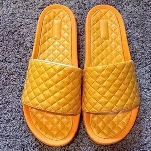 APL | Shoes | Apl Lusso Quilted Mango Orange Slide Sandals  display picture 3